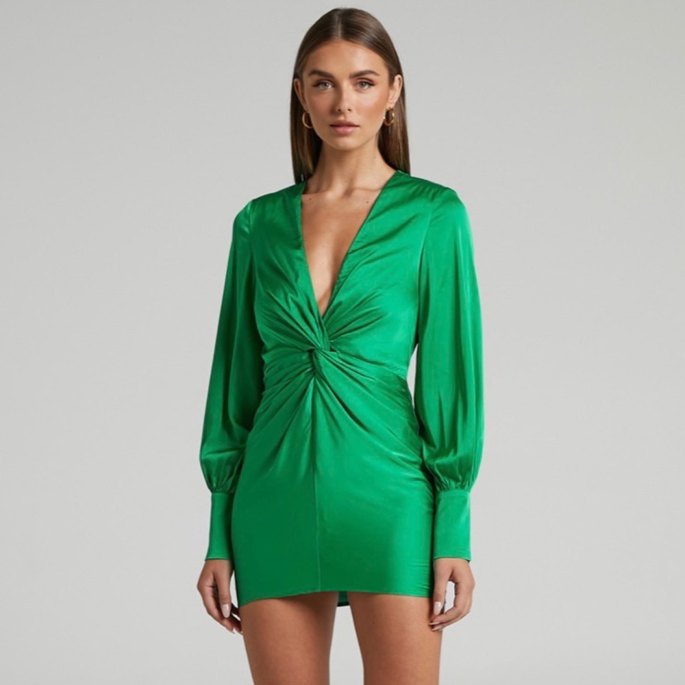 runway the label aysa mini dress in emerald size small